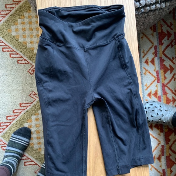 Lululemon Bike Short - Picture 2 of 4